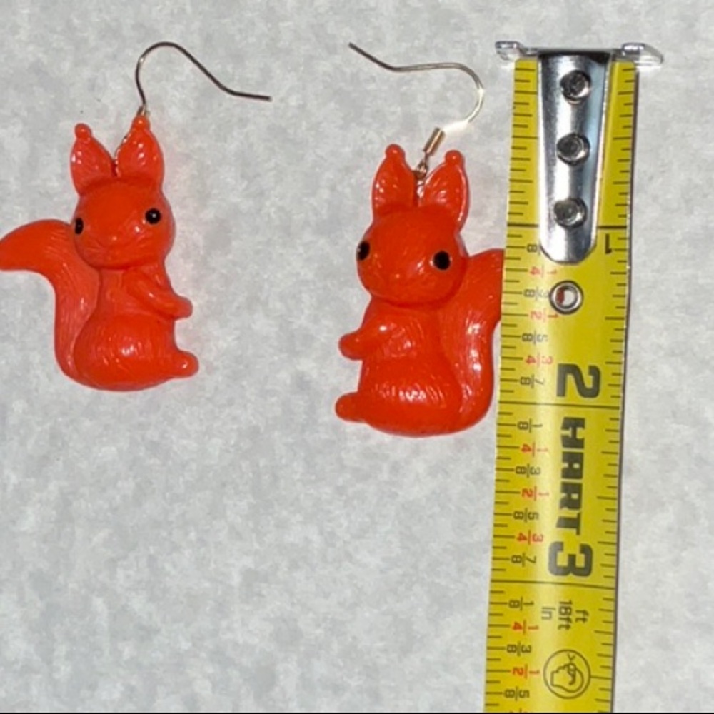 Unsigned Squirrel Earrings Manmade Materials Whim… - image 5